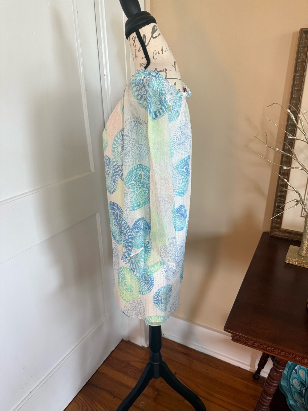 Lilly Pulitzer White Tunic Dress with Blue and Green Medallion Print - Picture 2 of 8